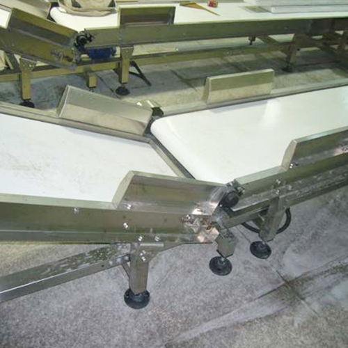 爬坡皮帶機(jī)